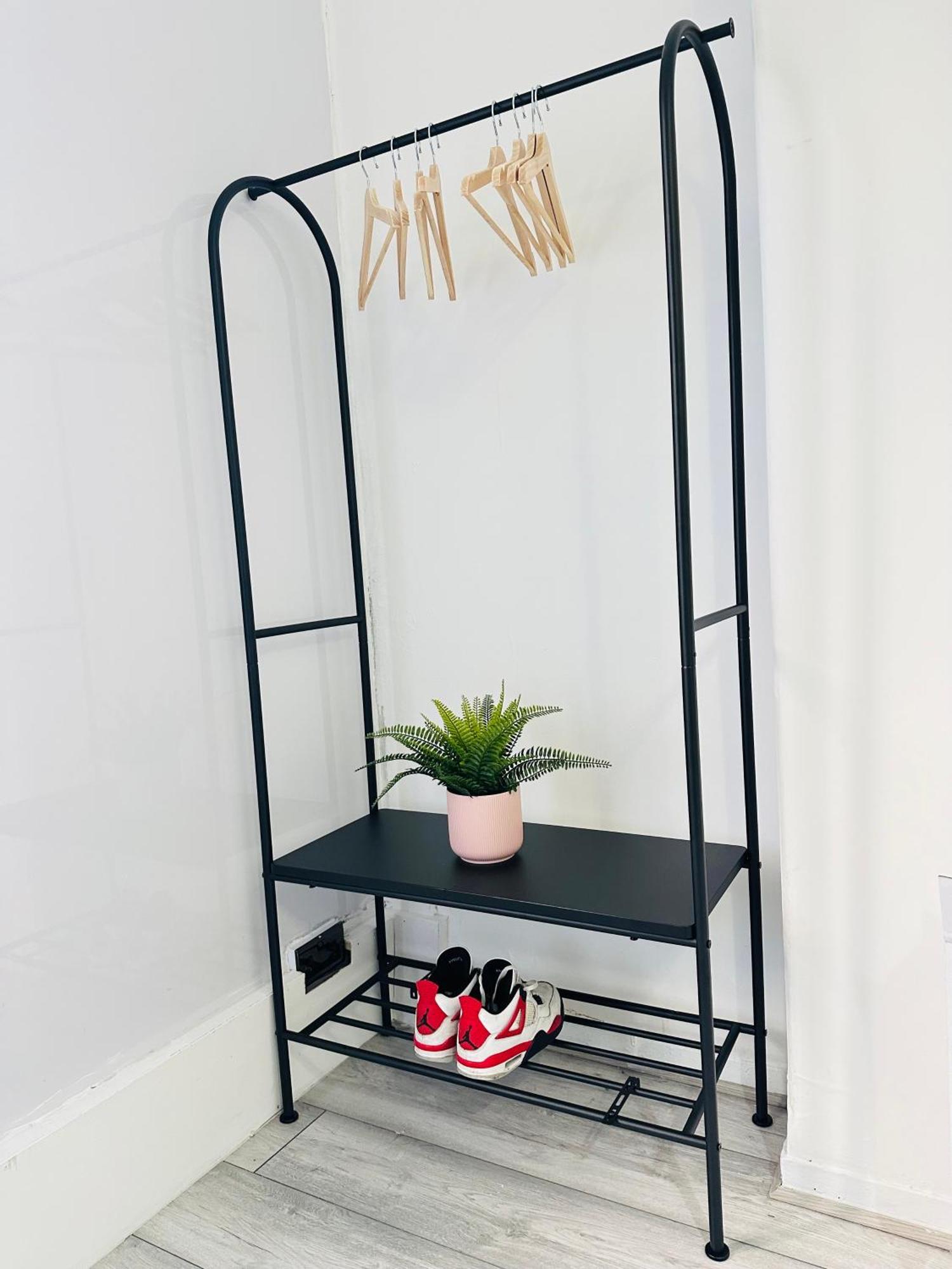 Flat In Aldgate East, * Londra